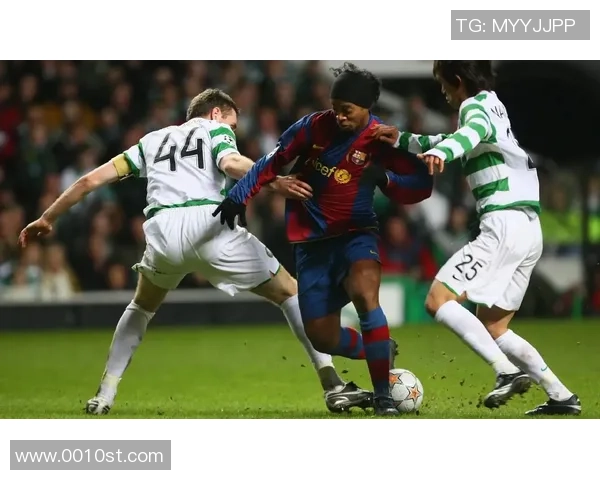 足球明星微信贴图大集合让你与偶像亲密互动的绝佳选择 足球明星微信贴图大集合让你与偶像亲密互动的绝佳选择